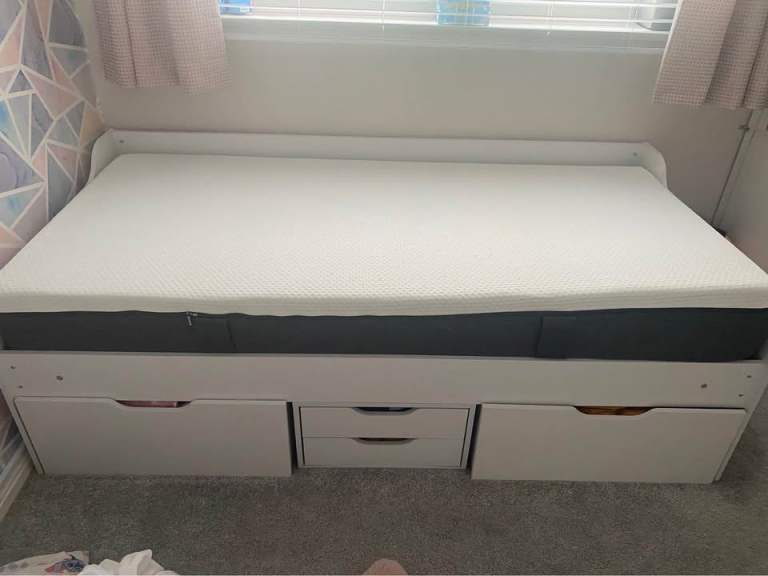Single Cabin Bed (without mattress)