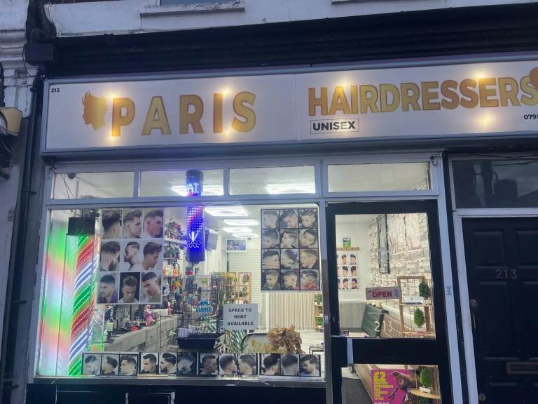 Nail table/Hairdressing section for rent London Cricklewood