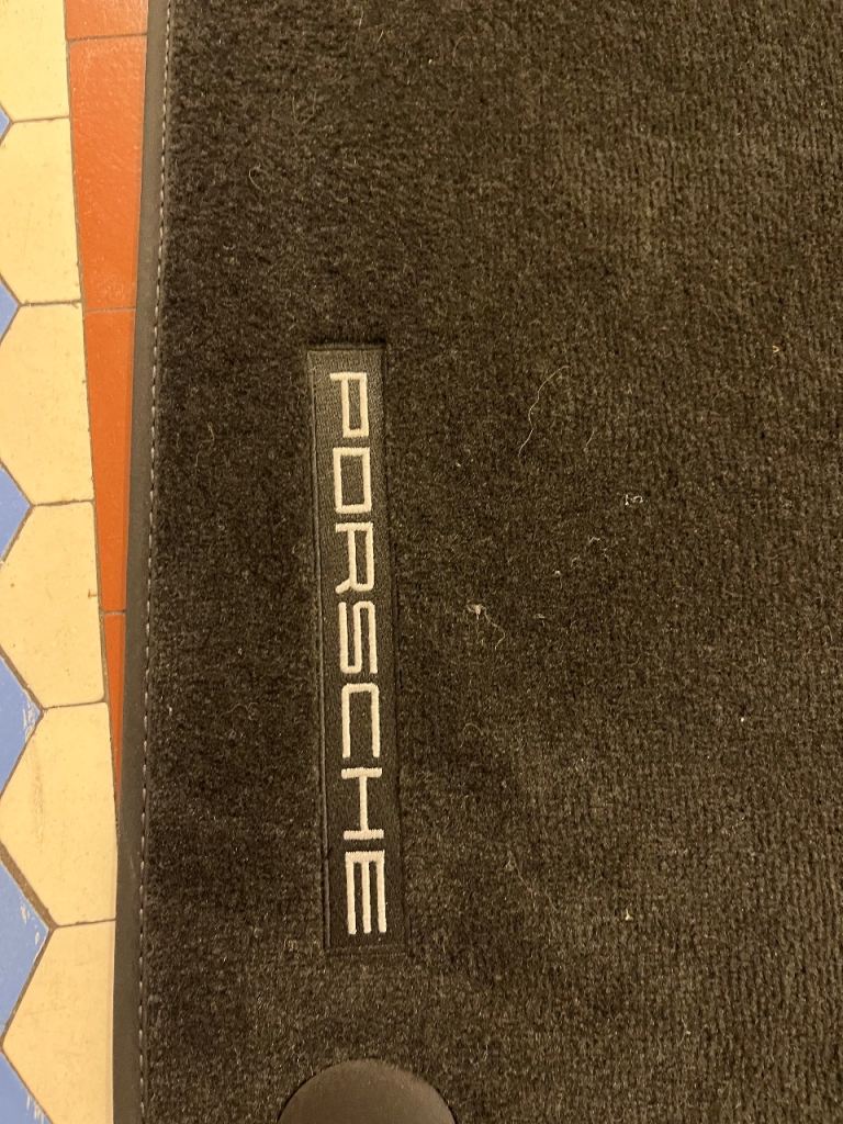 Genuine Porsche Macan Black Carpet Floor Mats – 72 plate – Used Once