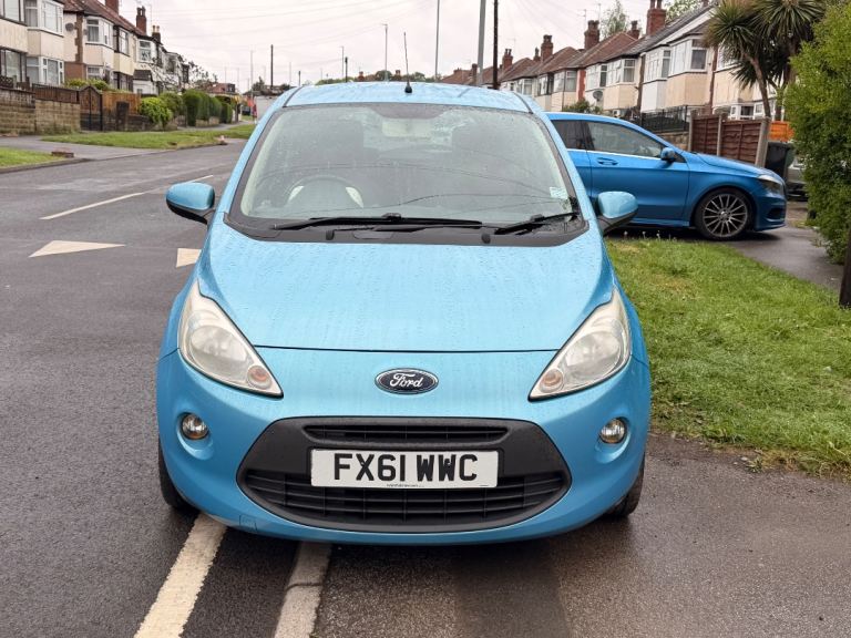 Ford, KA, Hatchback, 2011, Manual, 1242 (cc), 3 doors