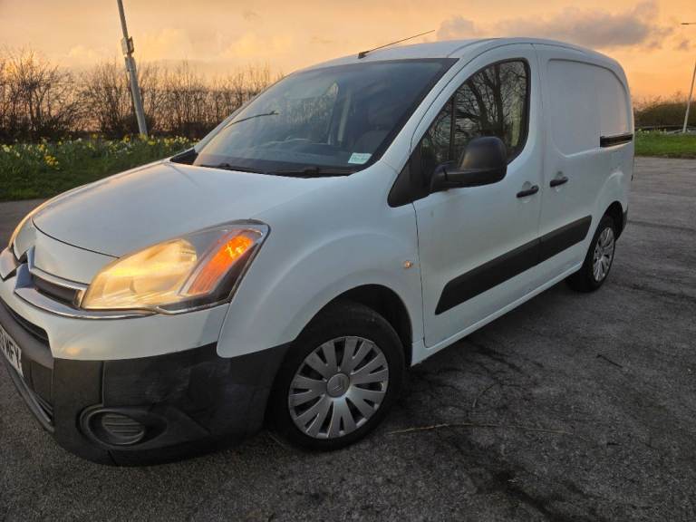 **NO VAT** Citroen Berlingo 1.6 Hdi *Full Service History* 1 Year MOT* CamBelt & Waterpump replaced 