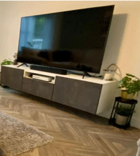 Samsung 65 inch Smart TV 