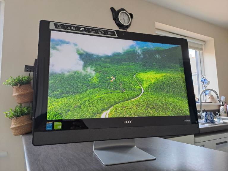 Acer Z3-615 All-In-One Touchscreen Desktop PC