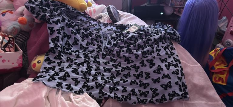 Set of 4 short tops for the summer size 18!
