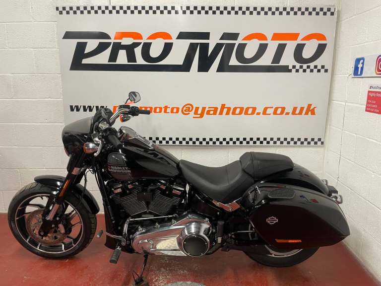 2023 Harley-Davidson SOFTAIL SPORT GLIDE FLSB Colour Option (23MY)  Petrol Manual