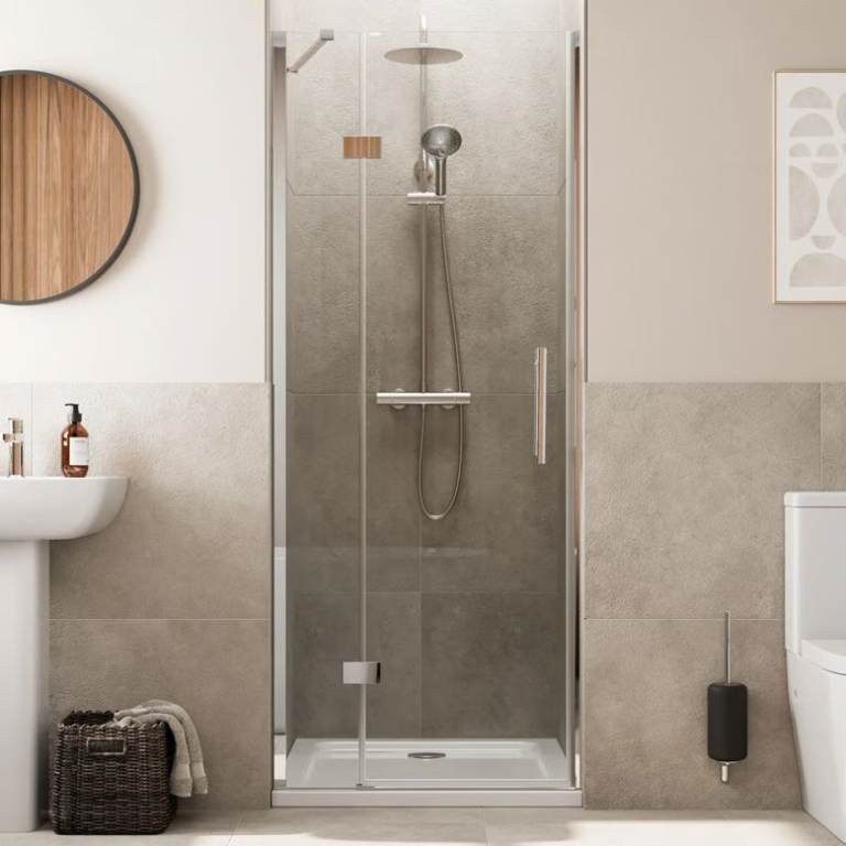 Near-new condition 1000m hinge shower door chrome frameless