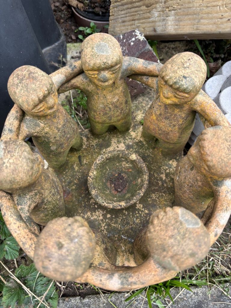 Terracotta Circle of friends candle holder