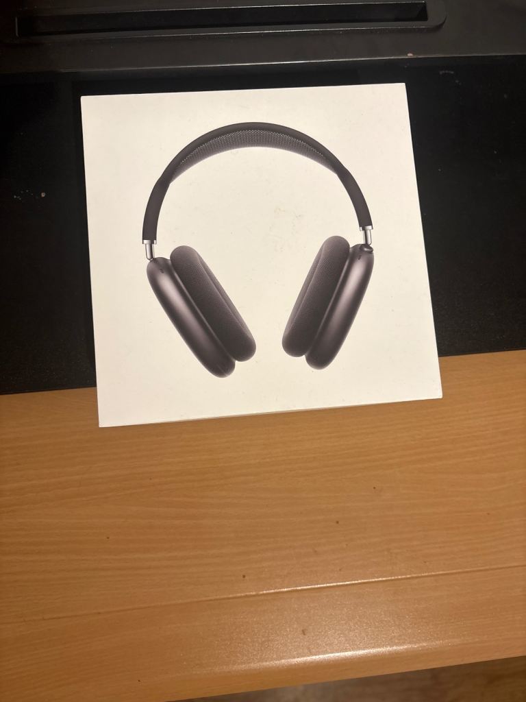 Apple AirPods Max – Space Grey, Good as New in Box
