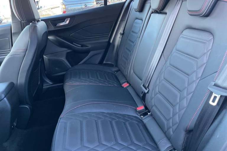 2025 Ford Focus 1.0T EcoBoost MHEV ST-Line X 5dr [AUTO] **TrustFord Demo** HEATED SEATS &amp; S H...