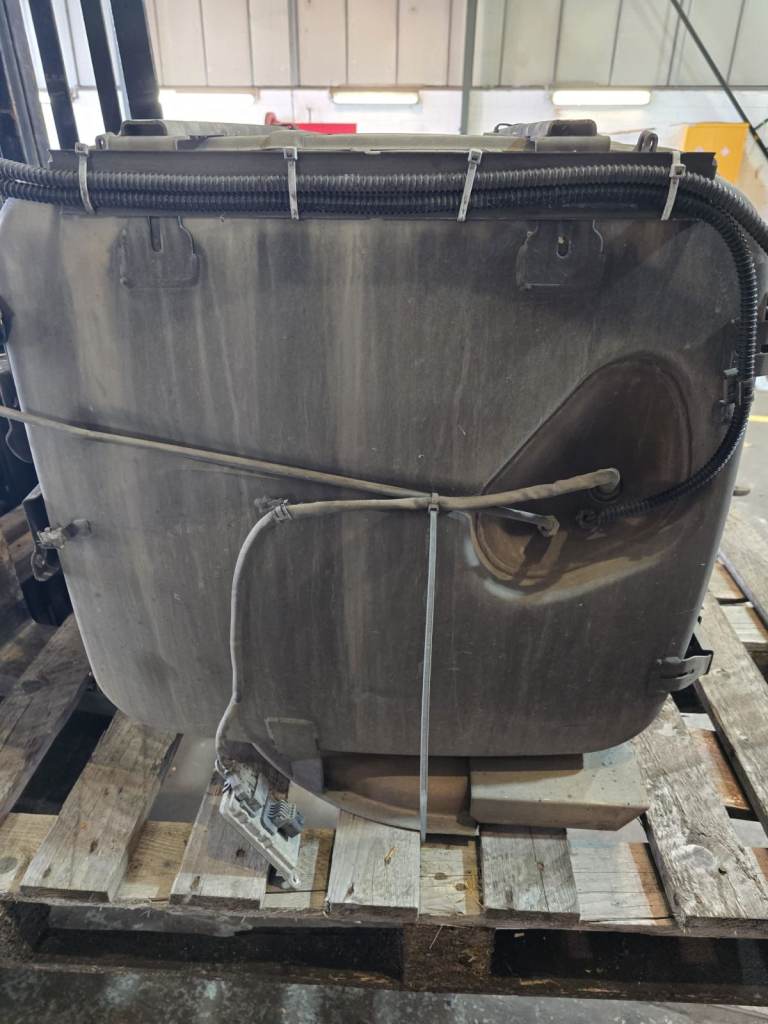 Mercedes Actos 2018 exhaust system