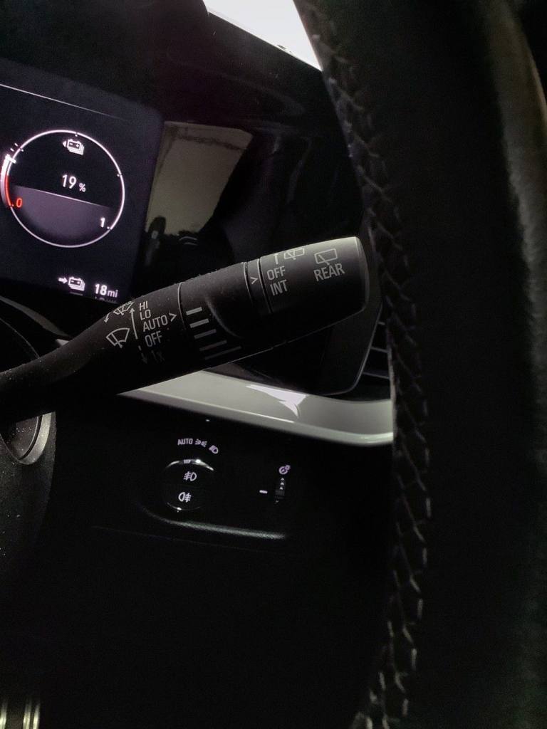 2023 Vauxhall Mokka Electric 50kWh Ultimate SUV 5dr Electric Auto (136 ps) HATCHBACK ELECTRIC Aut...