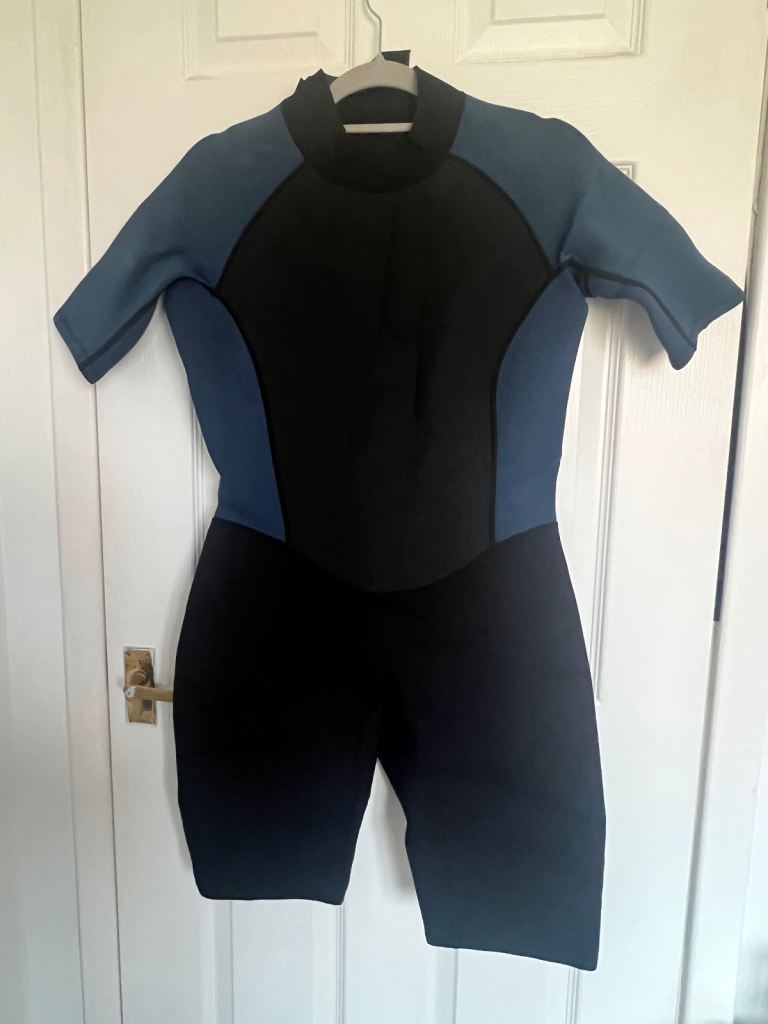 Ladies shorty wetsuit 