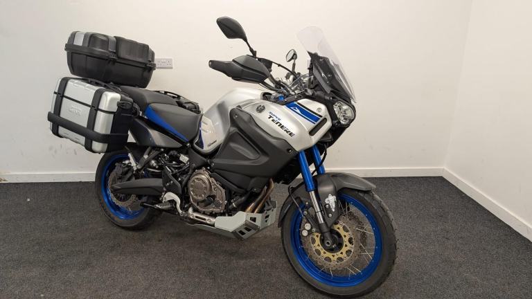 YAMAHA XT 1200 Z SUPER TENERE ** FULL LUGGAGE - CRUISE CONTROL - ABS **