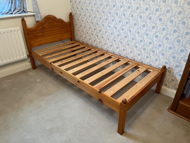 Pine Single Bed Frame with Slats – Good Condition