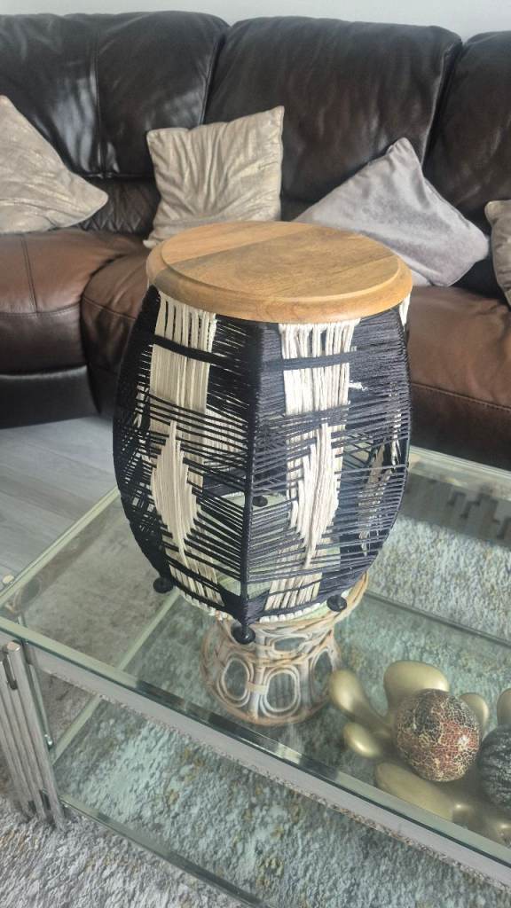 Threaded footstool