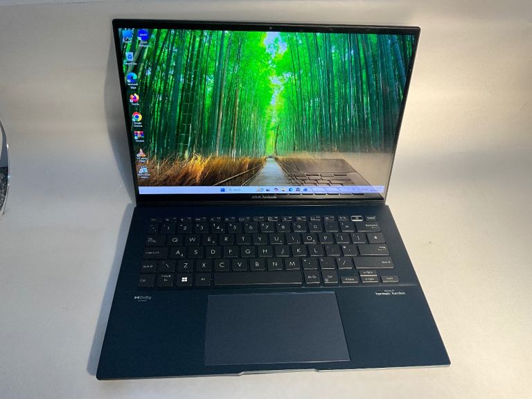 Touch screen ASUS Zenbook UX3402Z Intel Core I5-1240P, 16GB RAM, 512GB SSD, 14"