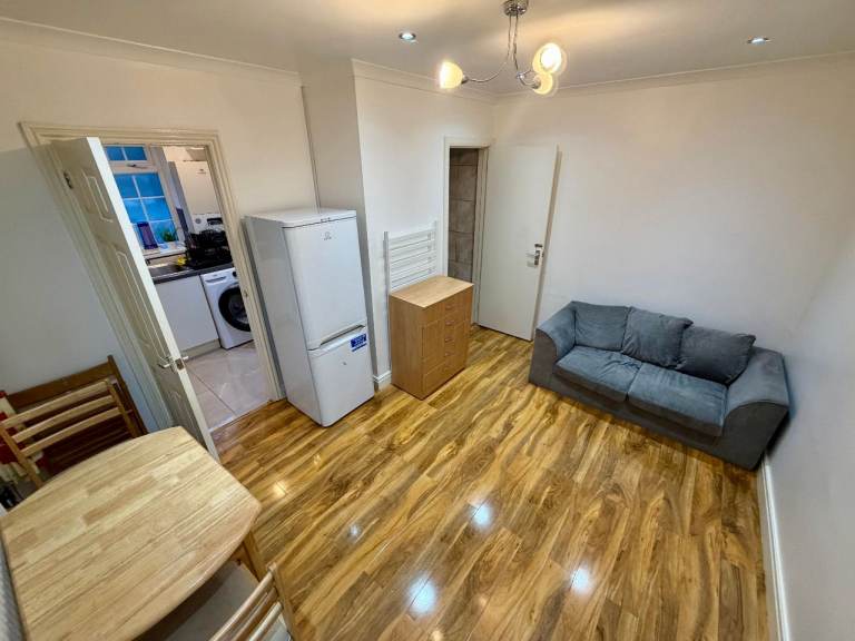 ALL BILLS INCLUDED - 1 BEDROOM FLAT ON GREENFORD ROAD, GREENFORD (BROADWAY) AVAILABLE FOR RENT