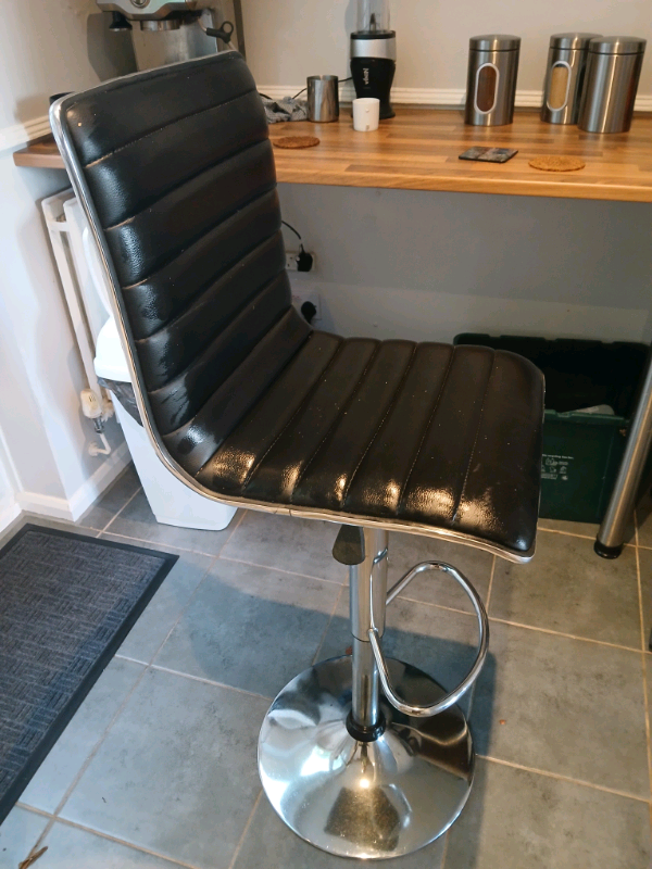 Black leather bar seat