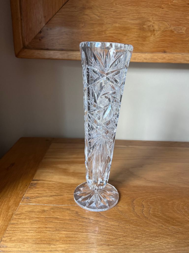 Pinwheel collection crystal vase