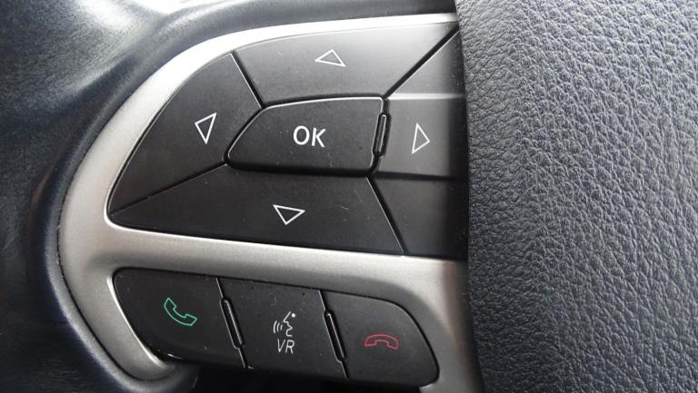 JEEP CHEROKEE 2.0 Cherokee 2.0 170hp Limited 4wd 9spd Auto Black Auto Diesel 201