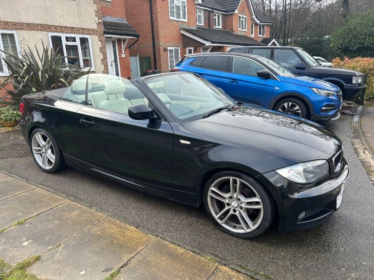 BMW, 1 SERIES, Convertible, 2010, Semi-Auto, 2996 (cc), 2 doors
