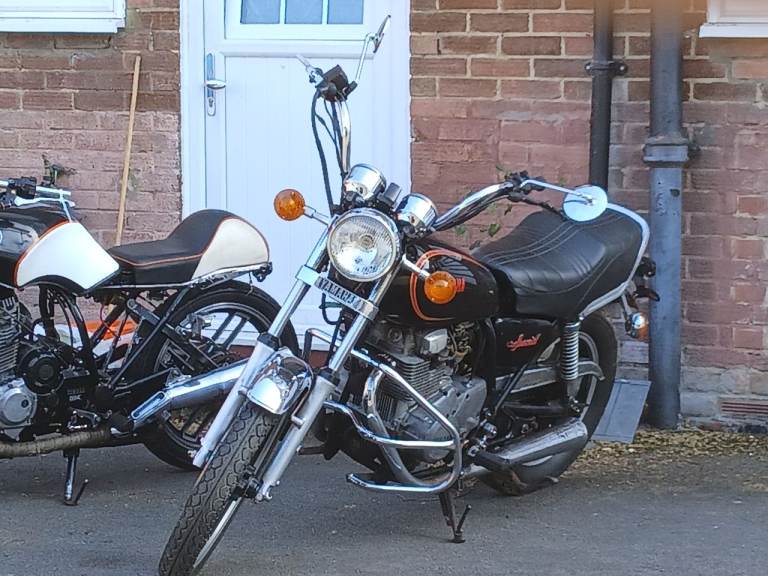 1982 Yamaha xs250 Special project or donor bike.