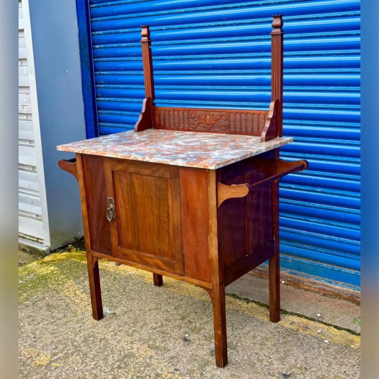 Antique Mahogany Marble Topped Washstand £78