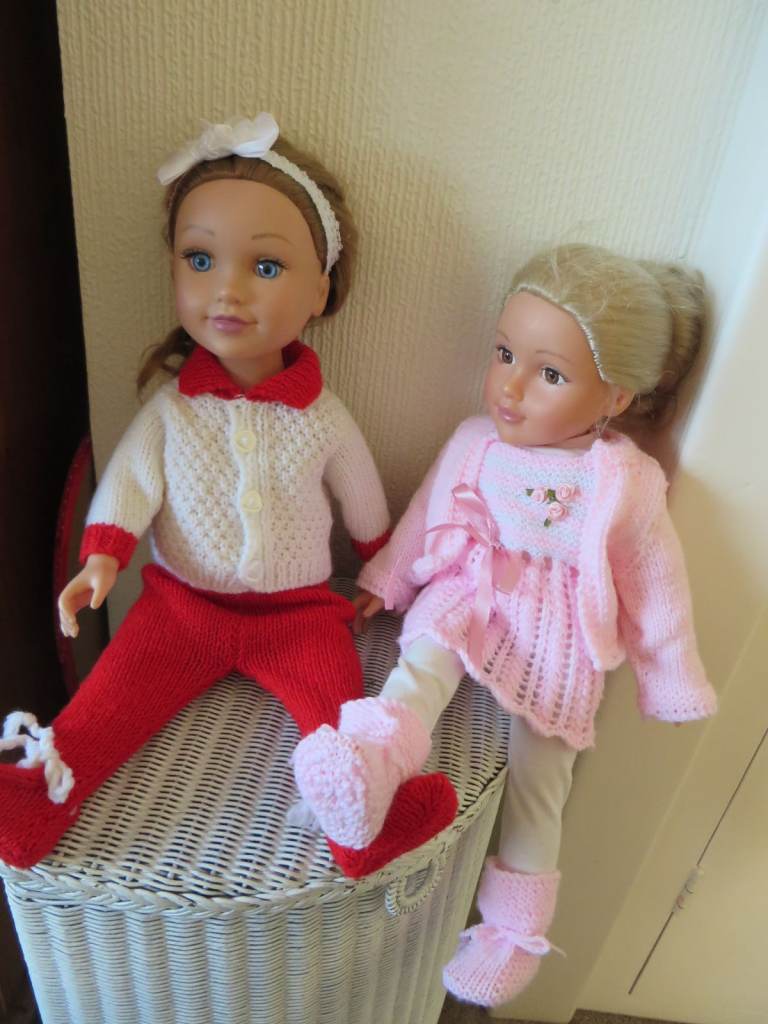 2 x dolls  Design a friend