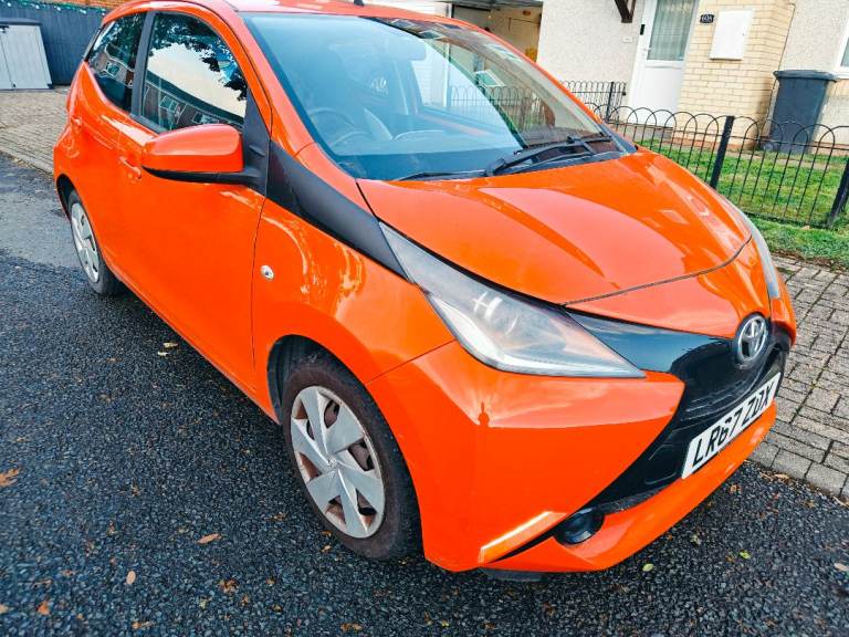 Toyota, AYGO, Hatchback, 2017, Semi-Auto, 998 (cc), 5 doors