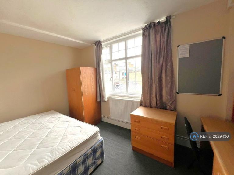 5 bedroom flat in St. Nicholas Street, Bristol, BS1 (5 bed) (#2829430)