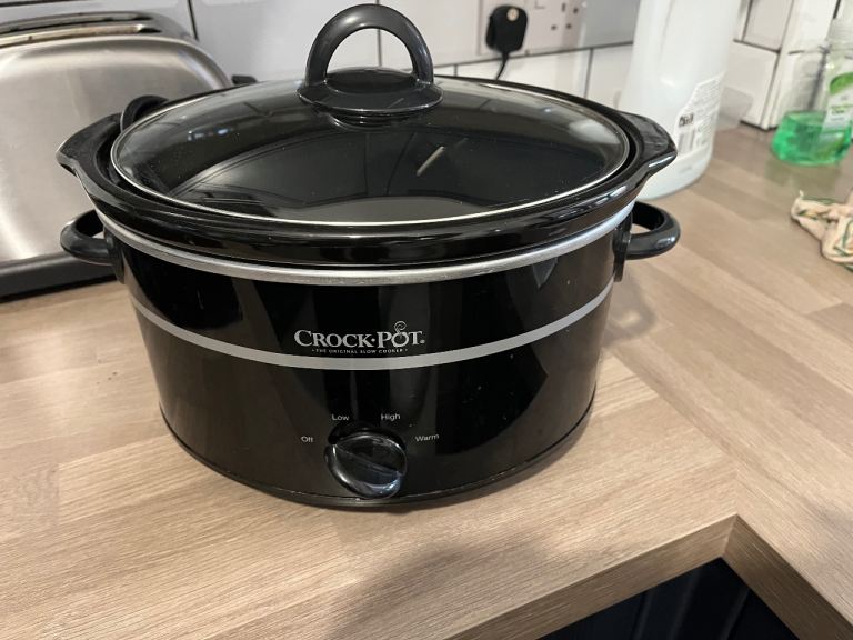 Crock-Pot Slow Cooker – Black, Good Condition