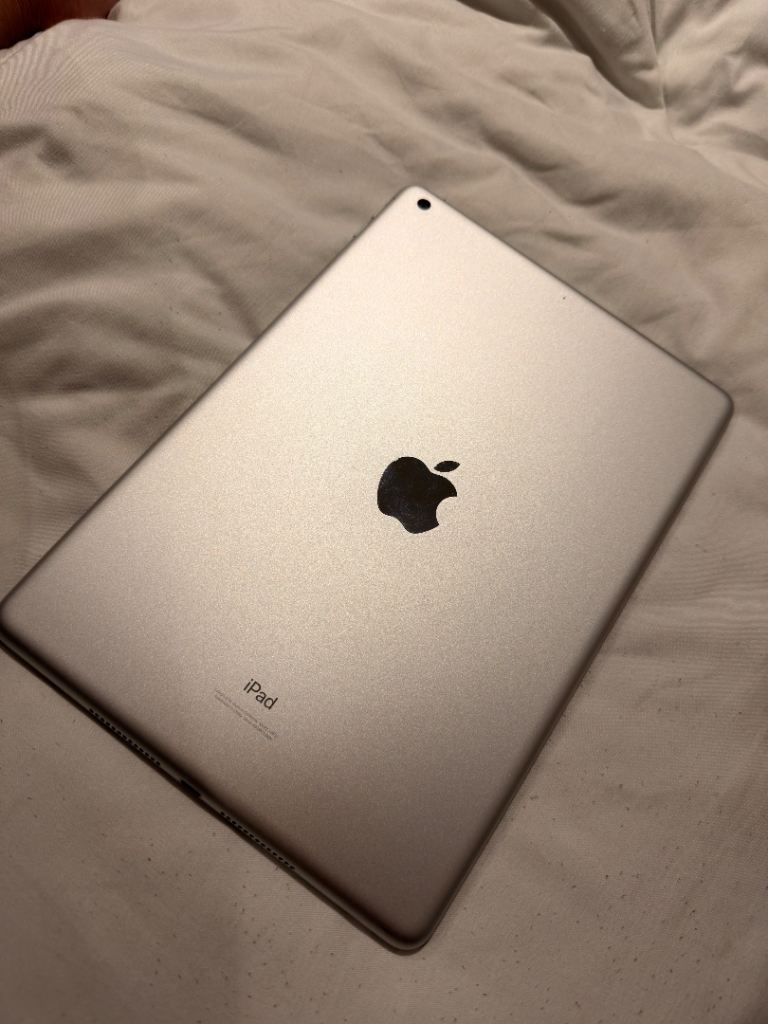 Apple ipad 9th gen(wifi)  for sale