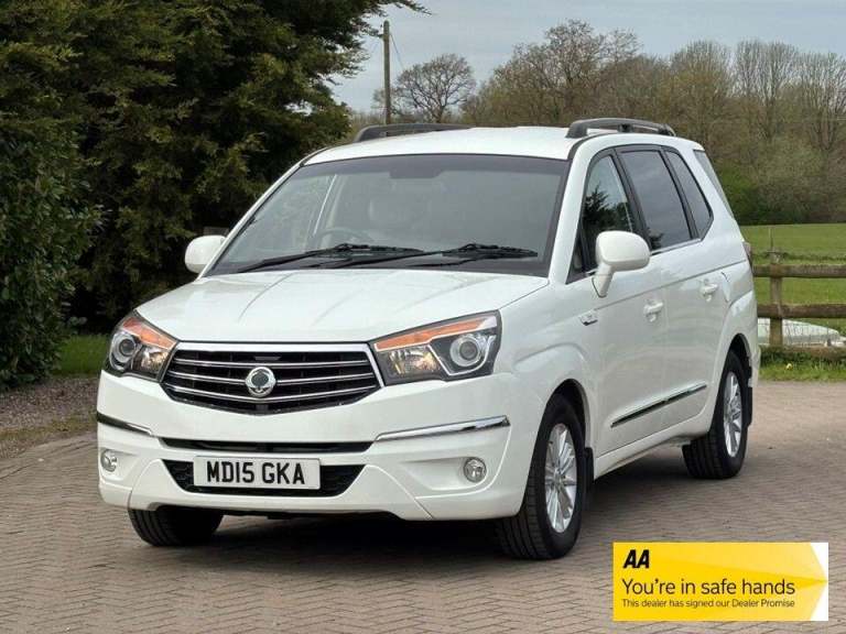 2015 Ssangyong Turismo 2.0 e-XDi ES T-Tronic Euro 5 5dr MPV Diesel Automatic