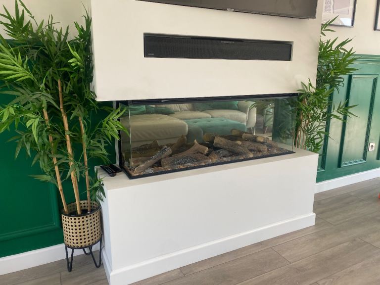 Modern Electric Fireplace — Excellent Condition