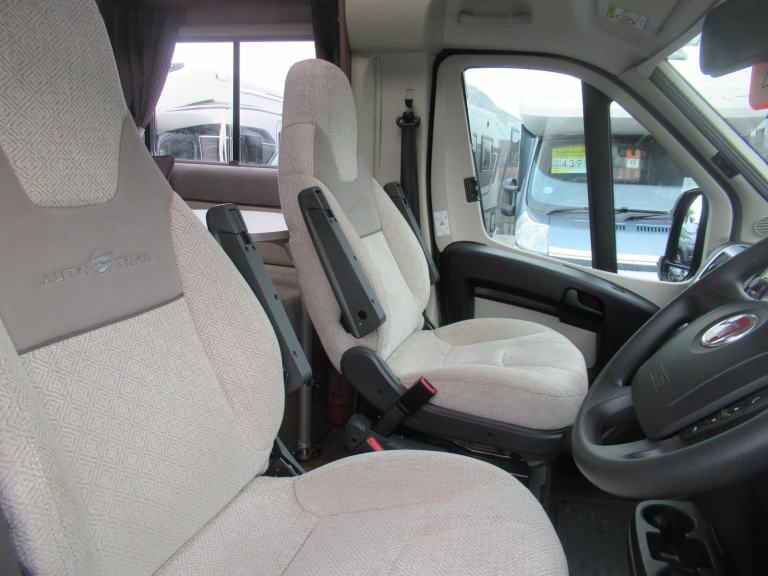 Auto Trail Tracker FB