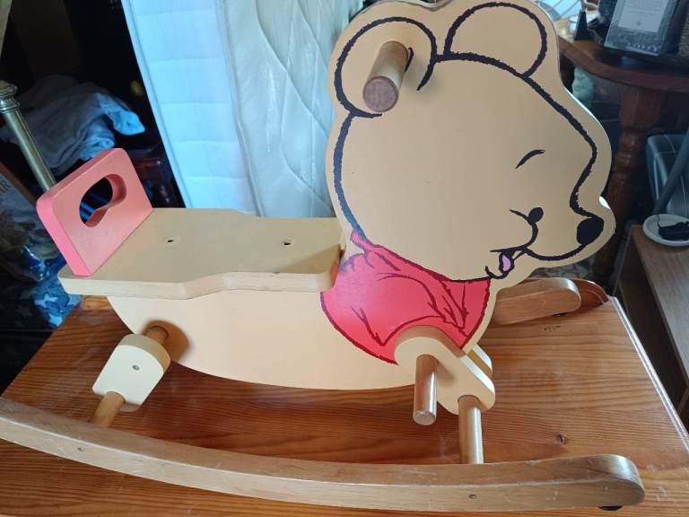 Rocking teddy bear 