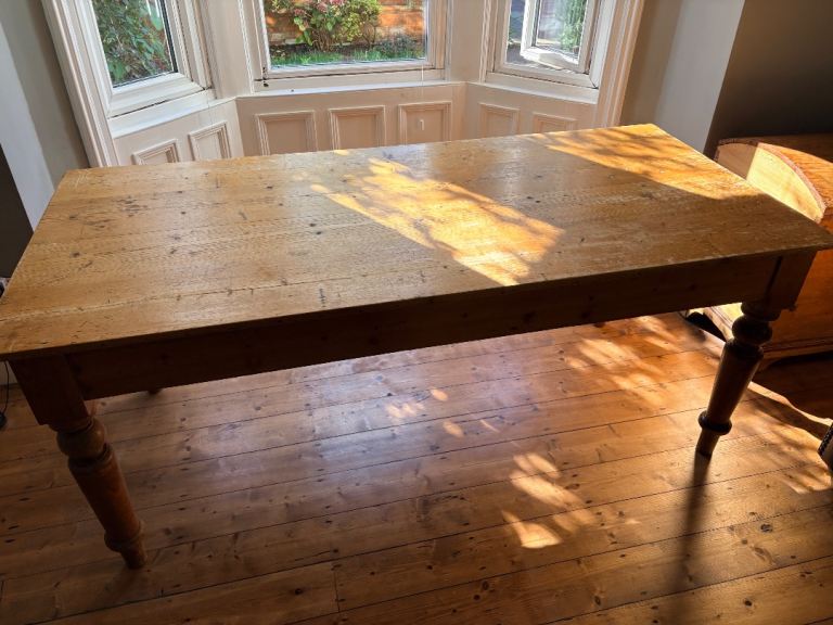 Pine dining table - fair condition