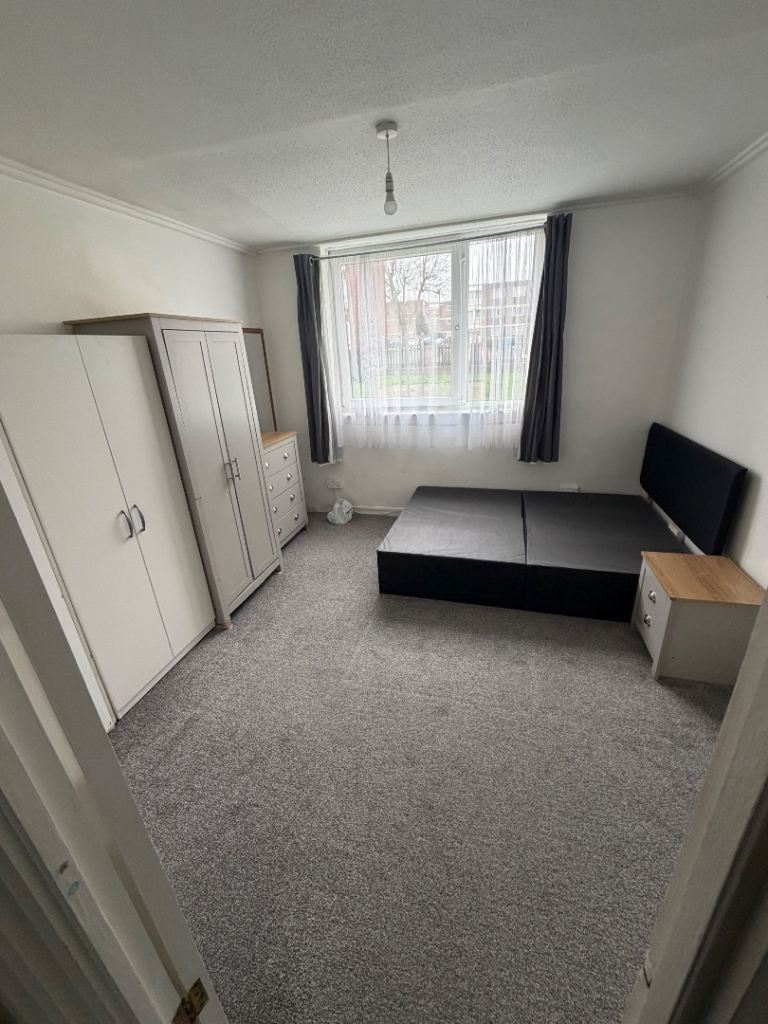 1 bed Flat Barking Ground Floor
