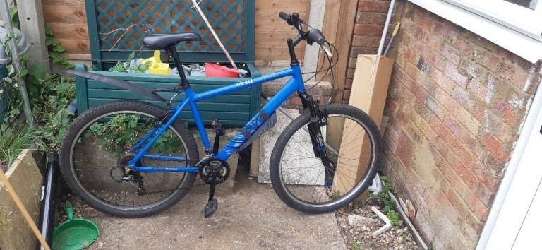 APOLLO PHAZE MOUNTAIN BIKE.