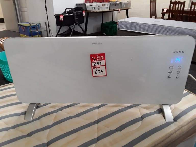 Berg Glass Panel B2000G Heater WiFi Radiator Low Cost Moves 2nd Hand Furniture STALYBRIDGE SK15 3DN