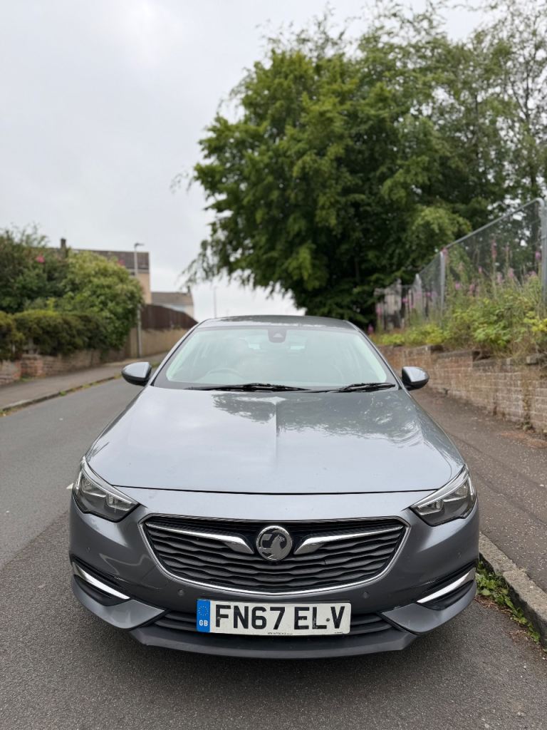 VAUXHALL INSIGNIA TECH LINE