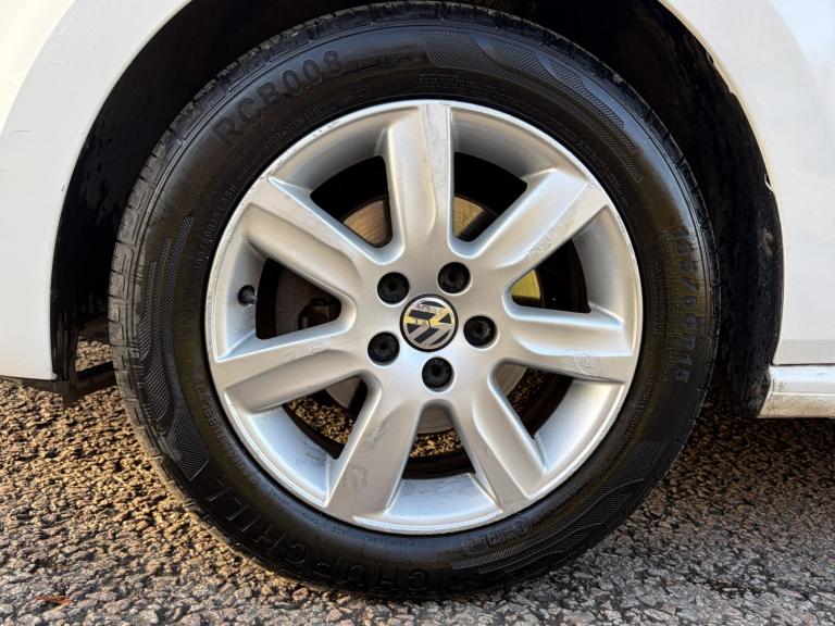 VOLKSWAGEN POLO 1.2 Match 2013