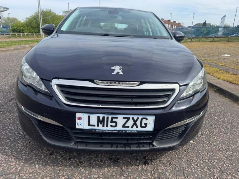 PEUGEOT 308 1.2 PureTech Active 2015