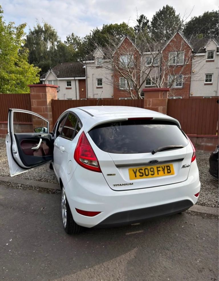 Ford, FIESTA, Hatchback, 2009, Manual, 1560 (cc), 5 doors