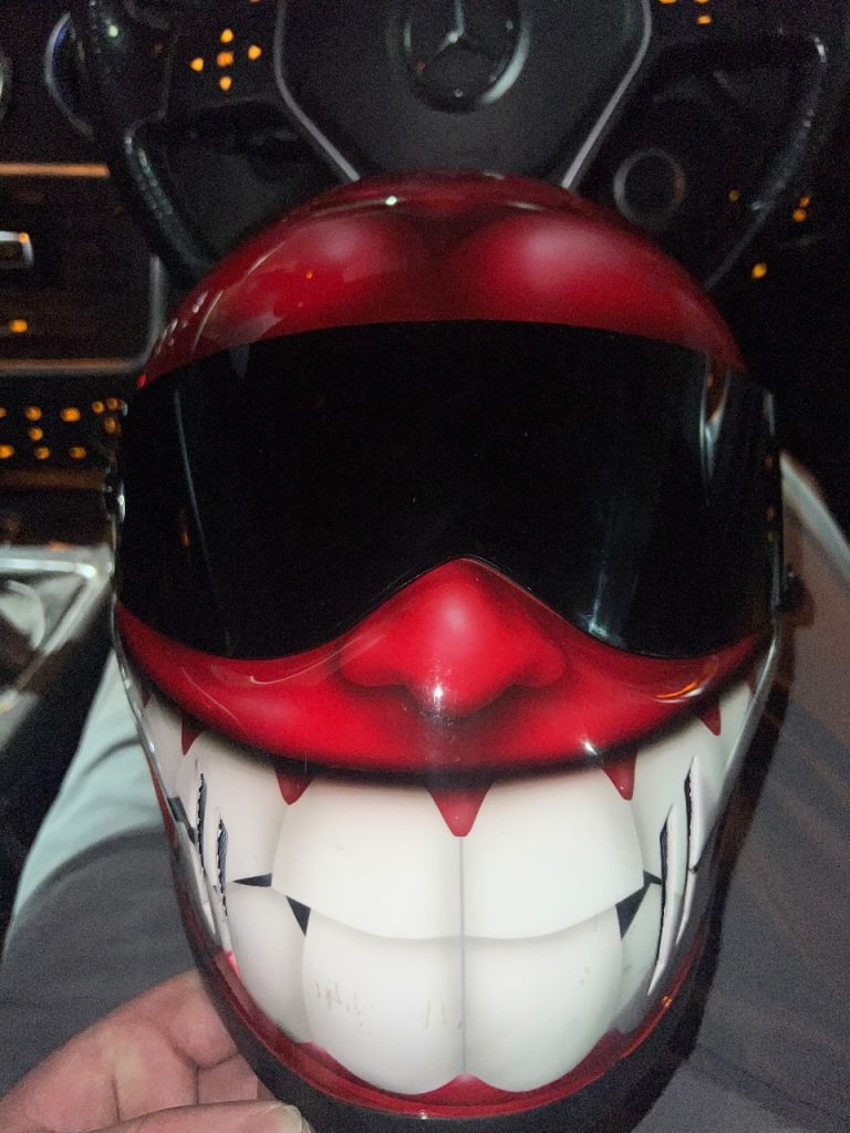 air brush helmet 