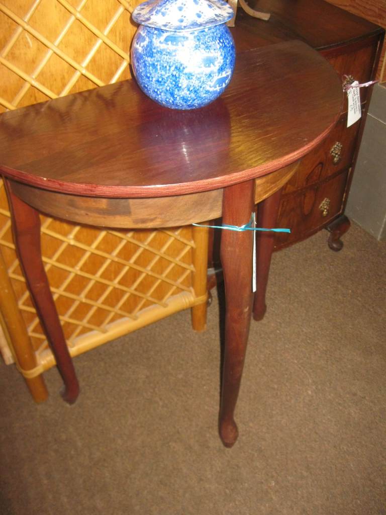VINTAGE HALF MOON - DEMILUNE SIDE / HALL / END TABLE. SHAPED LEGS. VIEWING - COLLECTION