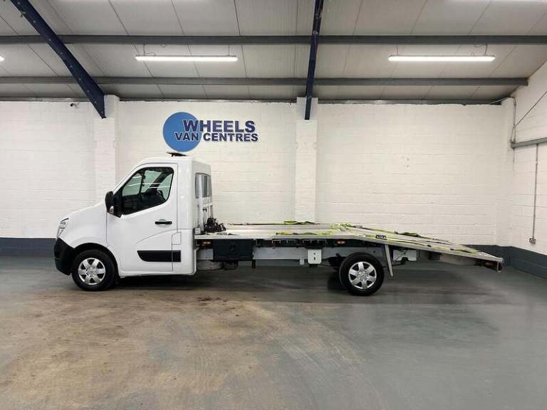  Nissan Interstar Interstar 2.3 dCi 35 Tekna L3 Euro 6 (s/s) 2dr Vehicle Transporter Diesel Manual