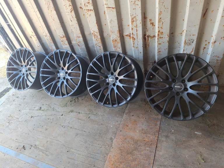 Matt black 20" 9J wheels