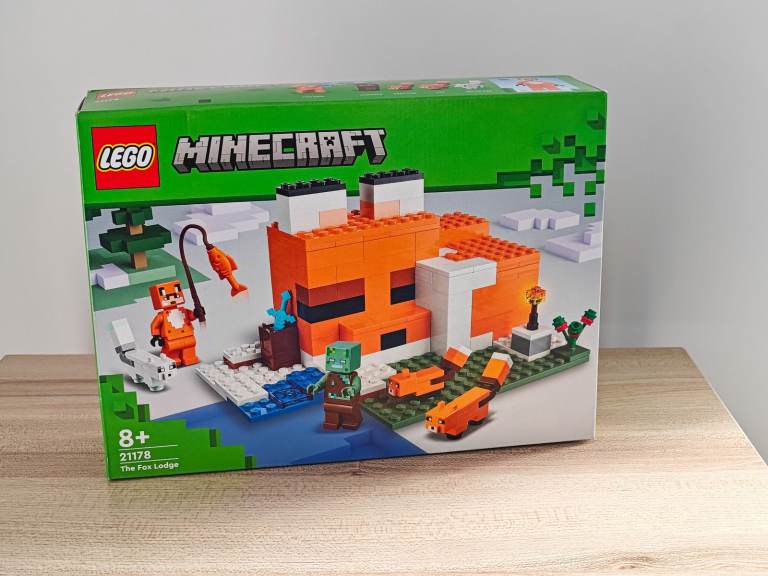 LEGO 21178 Minecraft: The Fox Lodge / New / Sealed / Retired