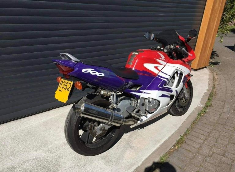 Honda CBR 600 F3 15K Miles